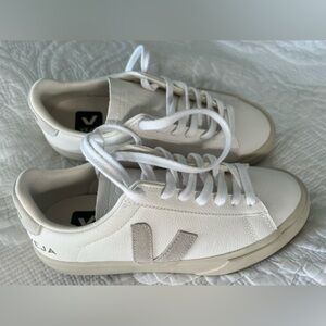 Veja size 5. New.